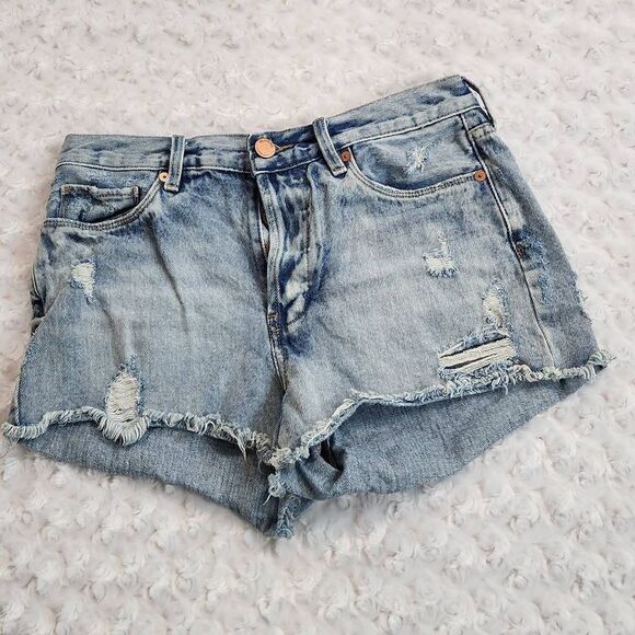 Blank NYC Blue Denim Distressed Cut Off Shorts Size 27 Waist (4658) - Picture 1 of 6